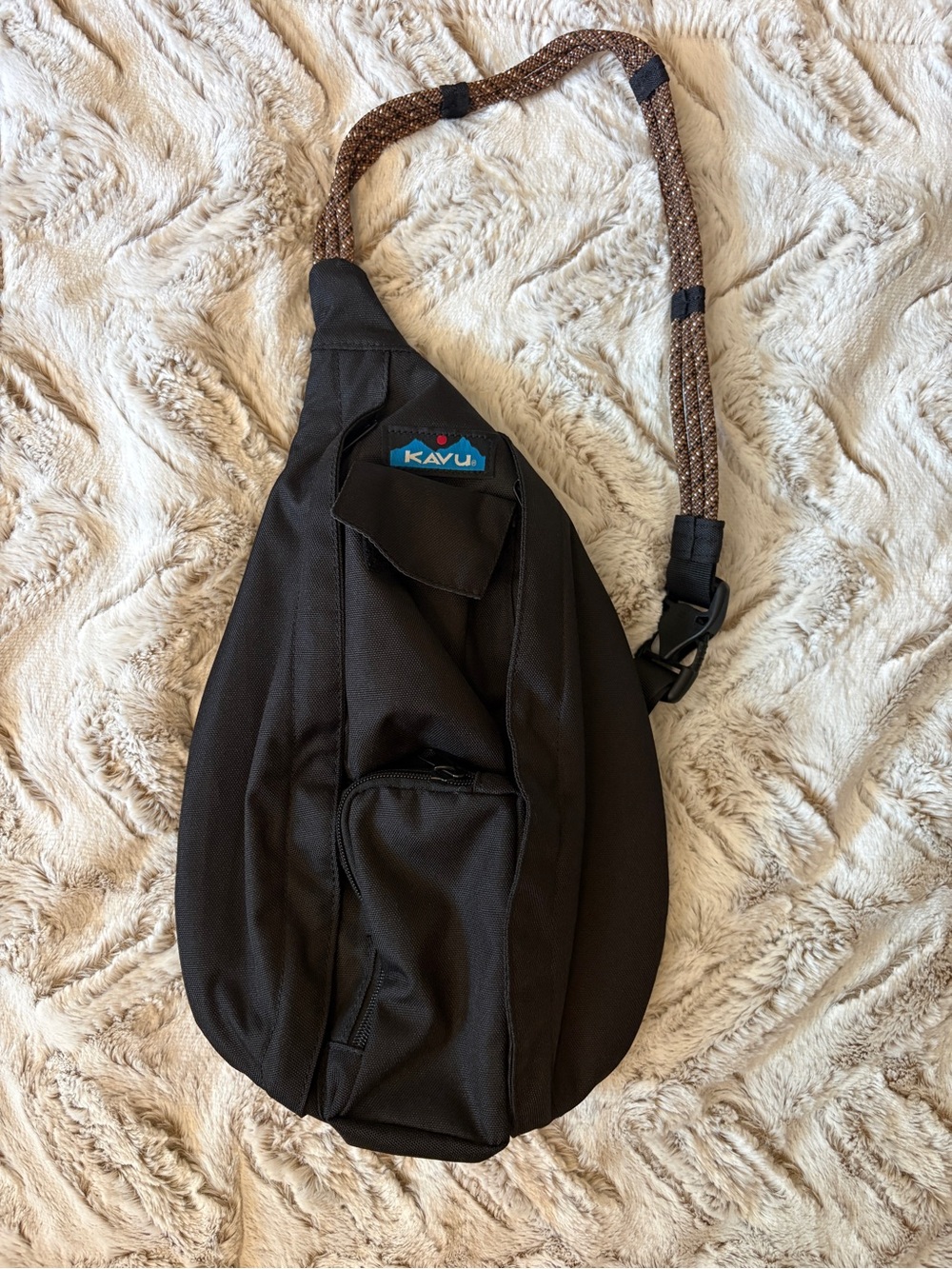 Kavu Black Rope-Strap Sling Pack with Front Pockets